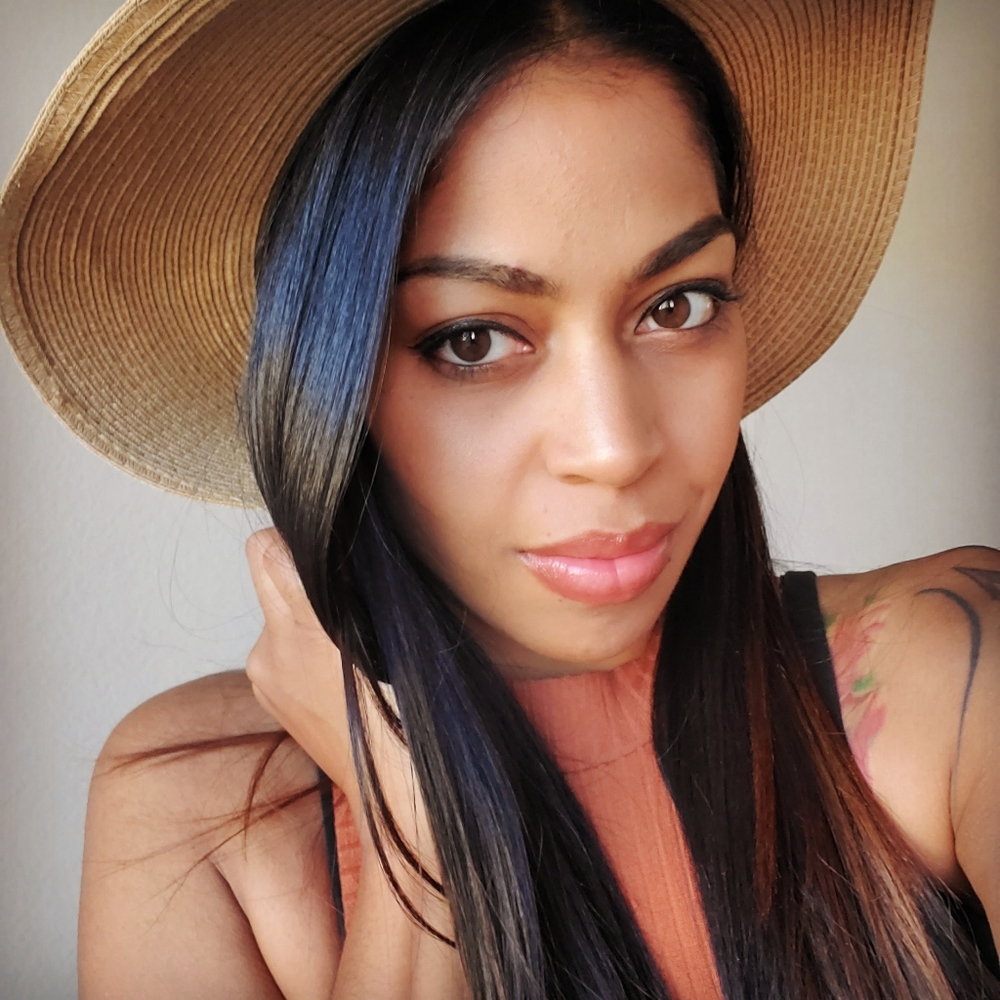 Meet your Posh Ambassador, Domonique